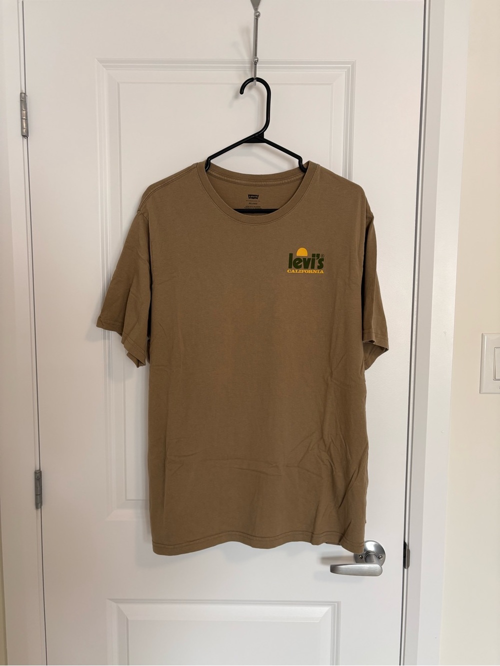 Levi's Men's Tan Logo Short-Sleeve Tee